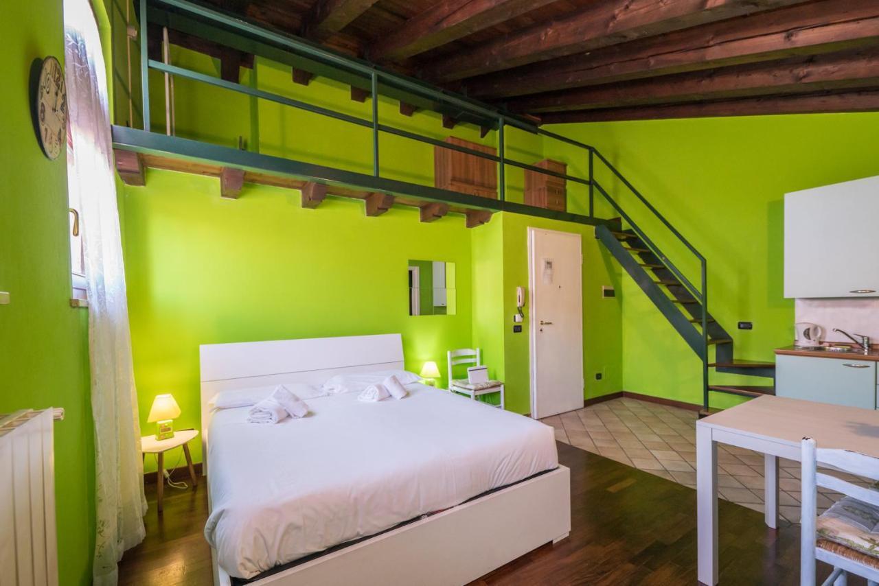 Gardappartamenti Carducci City Centre Desenzano del Garda Ngoại thất bức ảnh