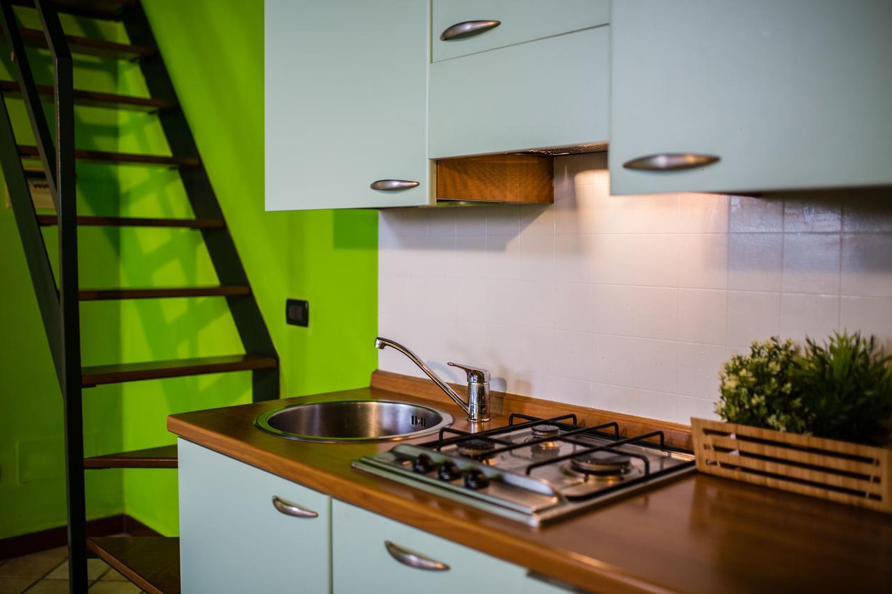 Gardappartamenti Carducci City Centre Desenzano del Garda Ngoại thất bức ảnh